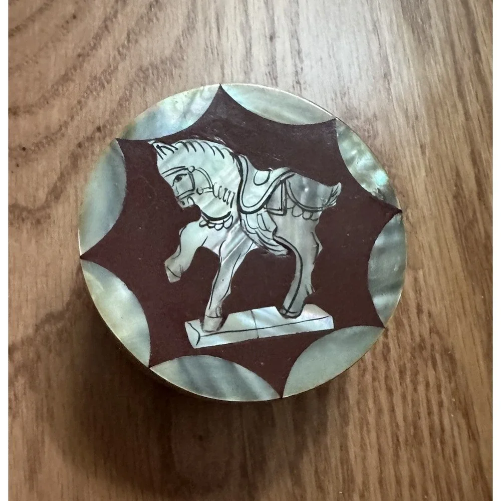 Vintage Korean Mother of Pearl Inlaid Lacquerware Horse Trinket Box